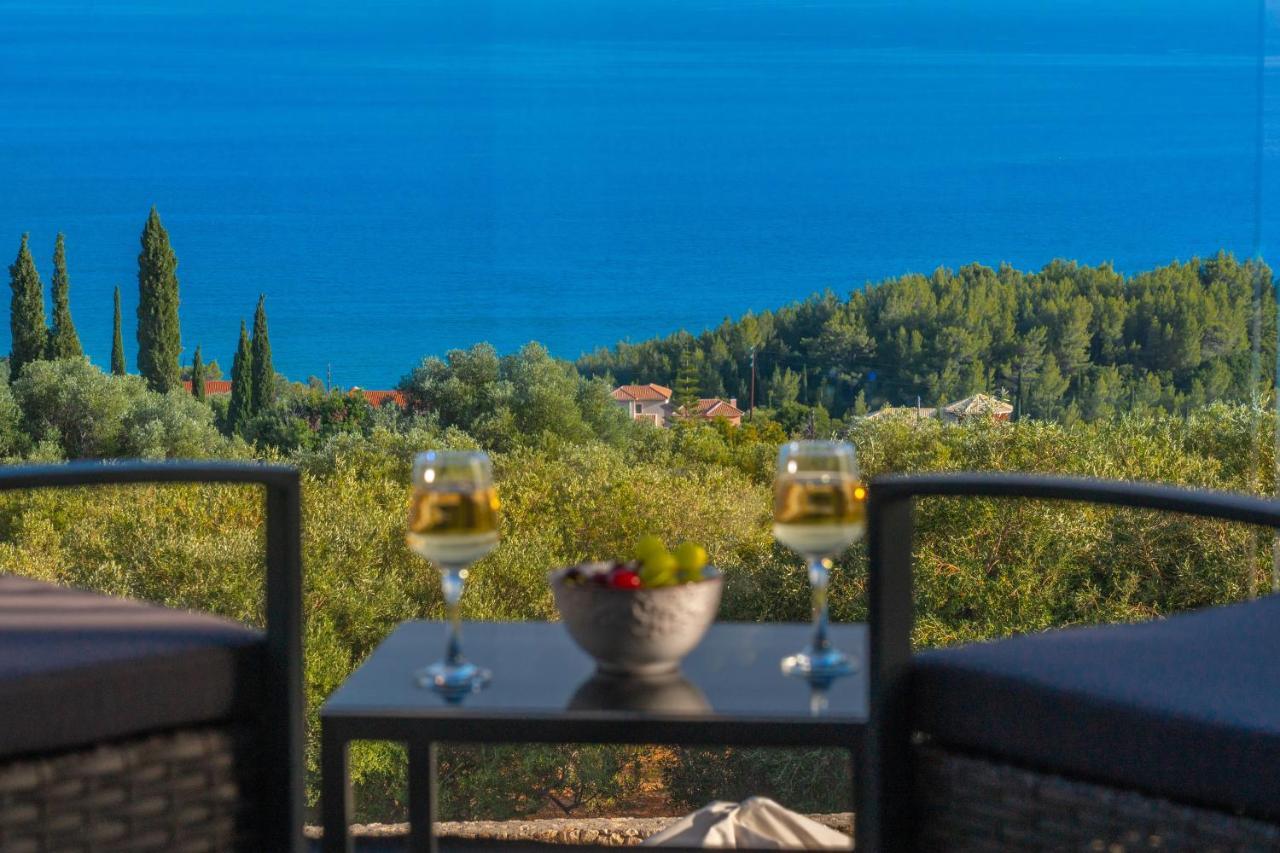 Villa Shades Of Blue Trapezaki  Buitenkant foto